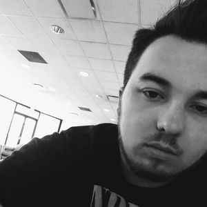 Meet your Posher, Alex